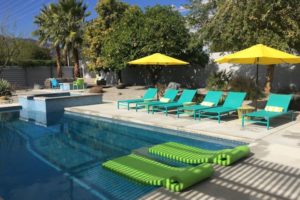 Palm Springs vacation rental pool image
